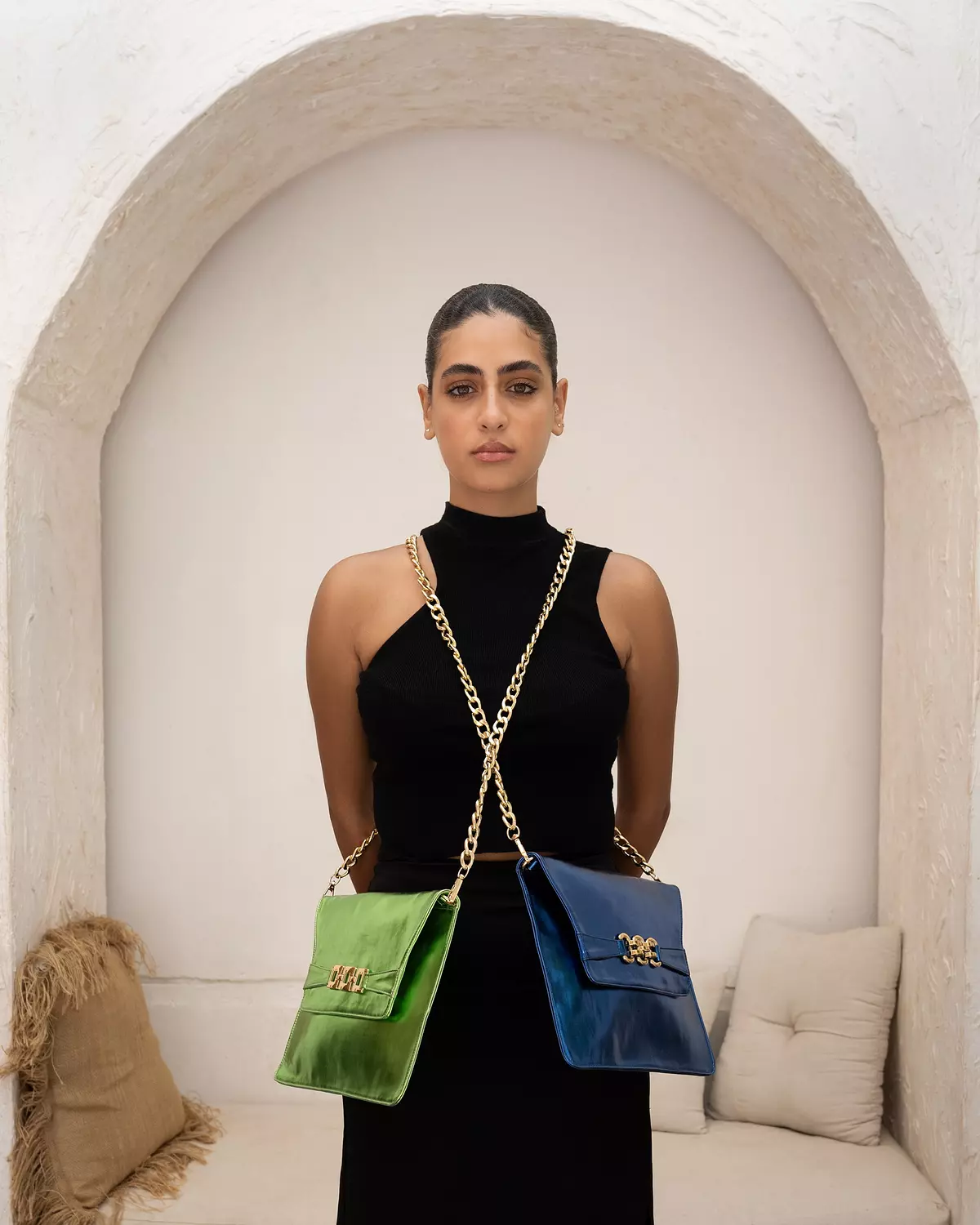 Pratico Women's Leather Bag image