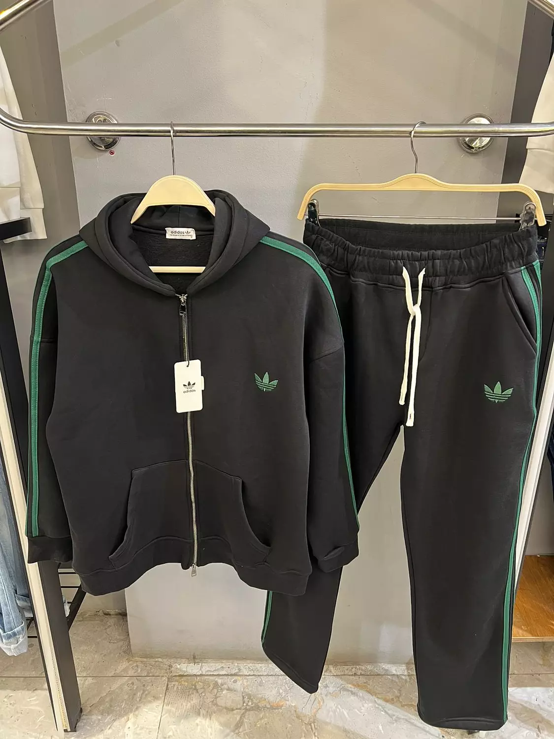 ADIDAS SUIT \  image