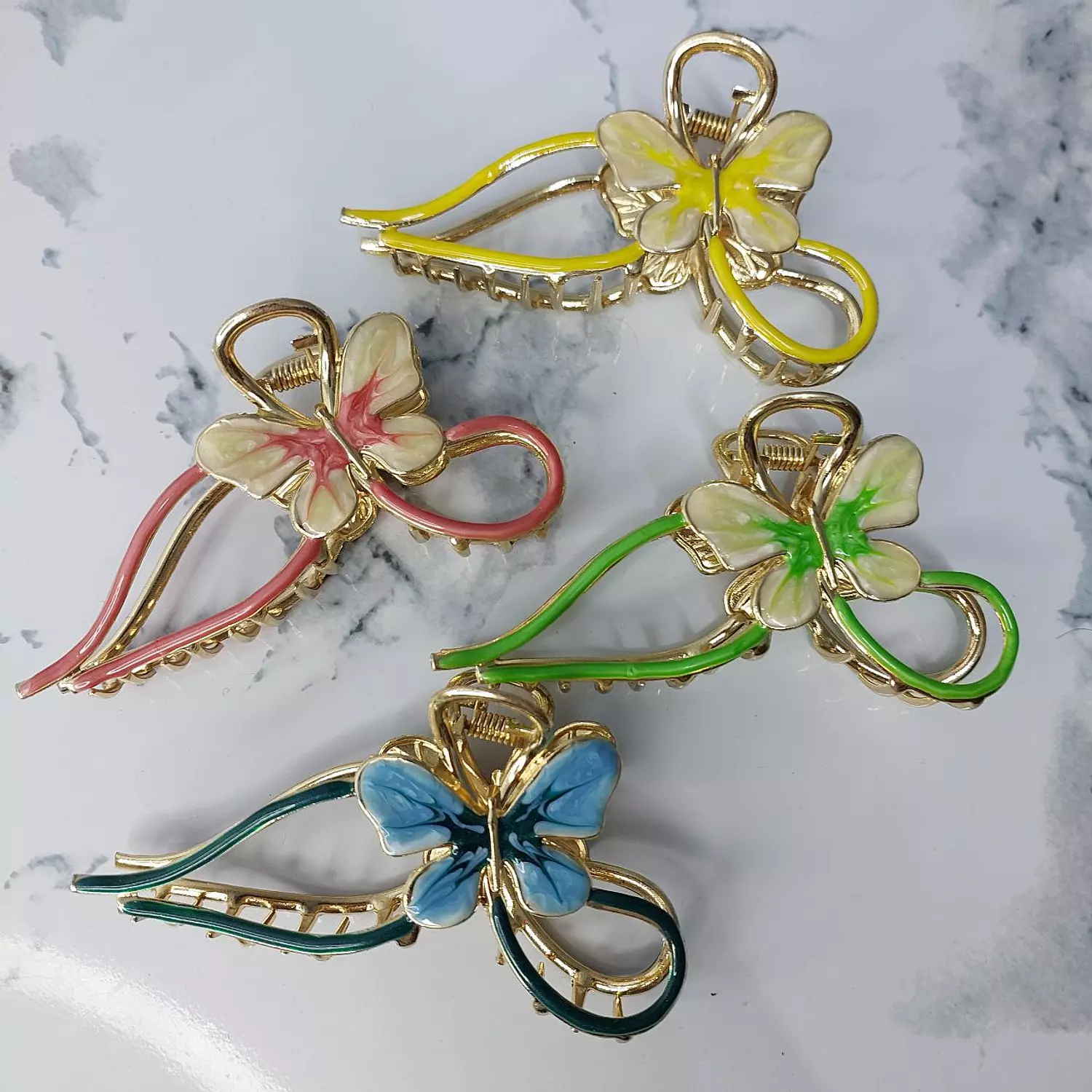 Buterfully clips 2