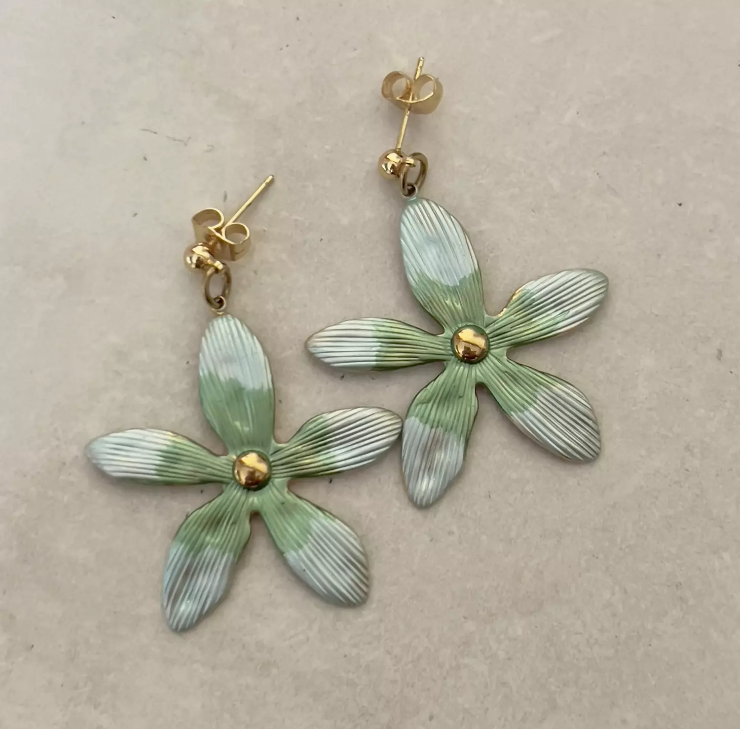 Moana earrings  3