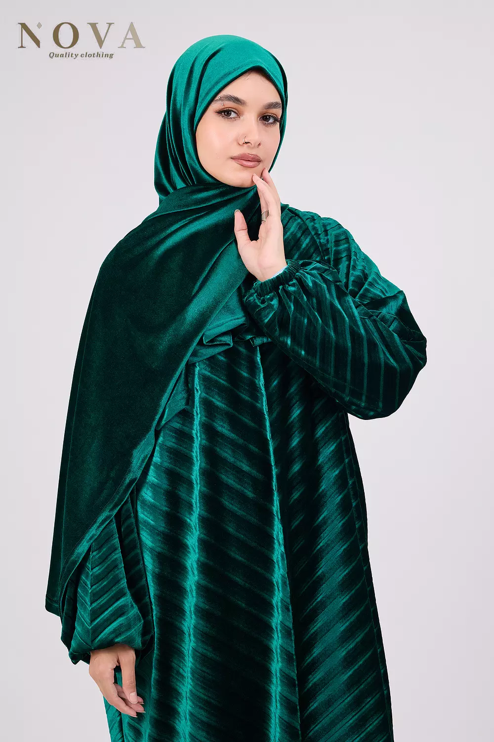 Emerald green pleated velvet 1