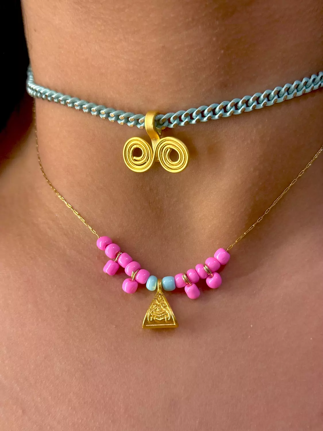 Set of two gold plated necklaces 1