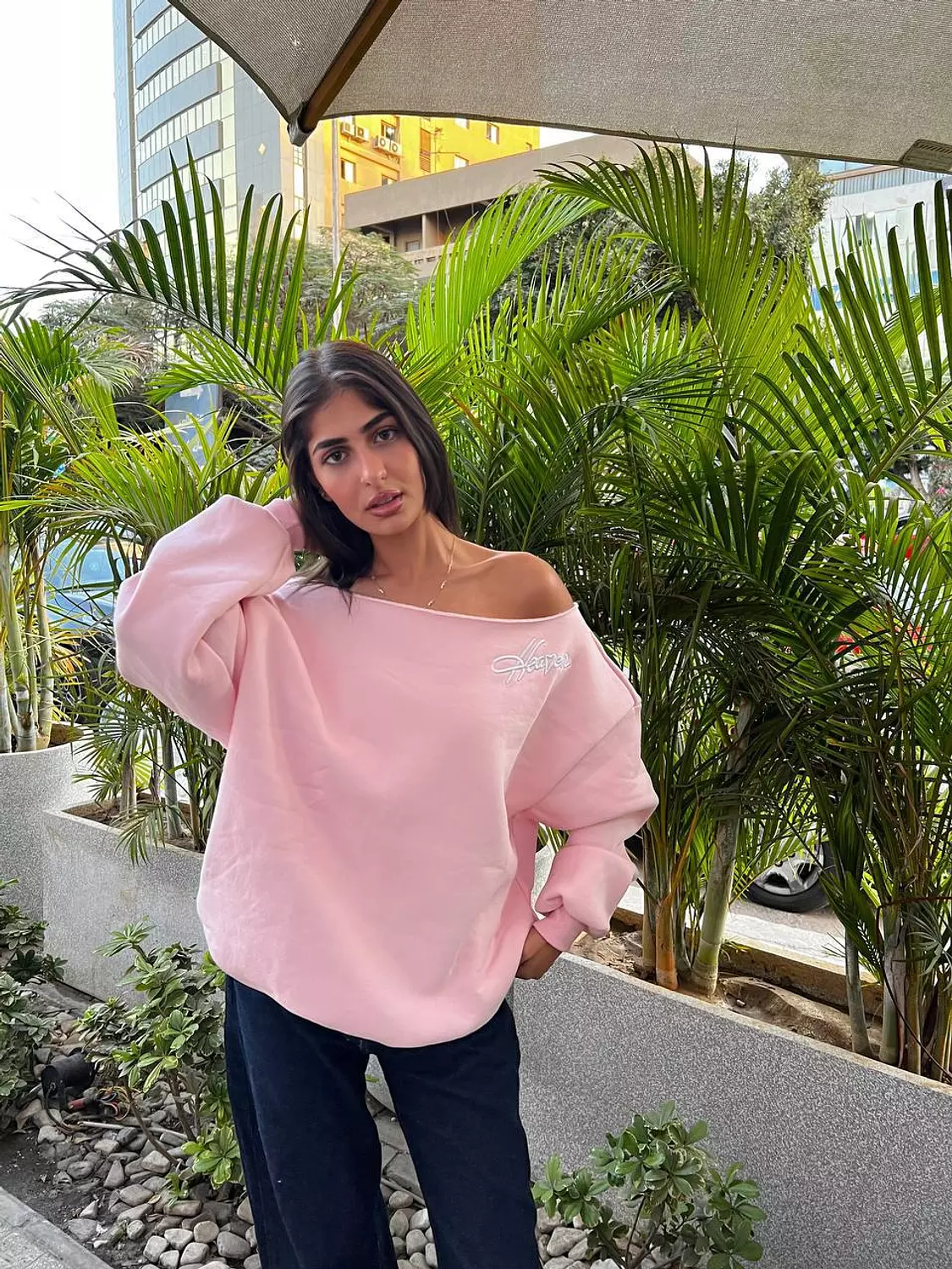 hoodie off shoulder embroidery  10