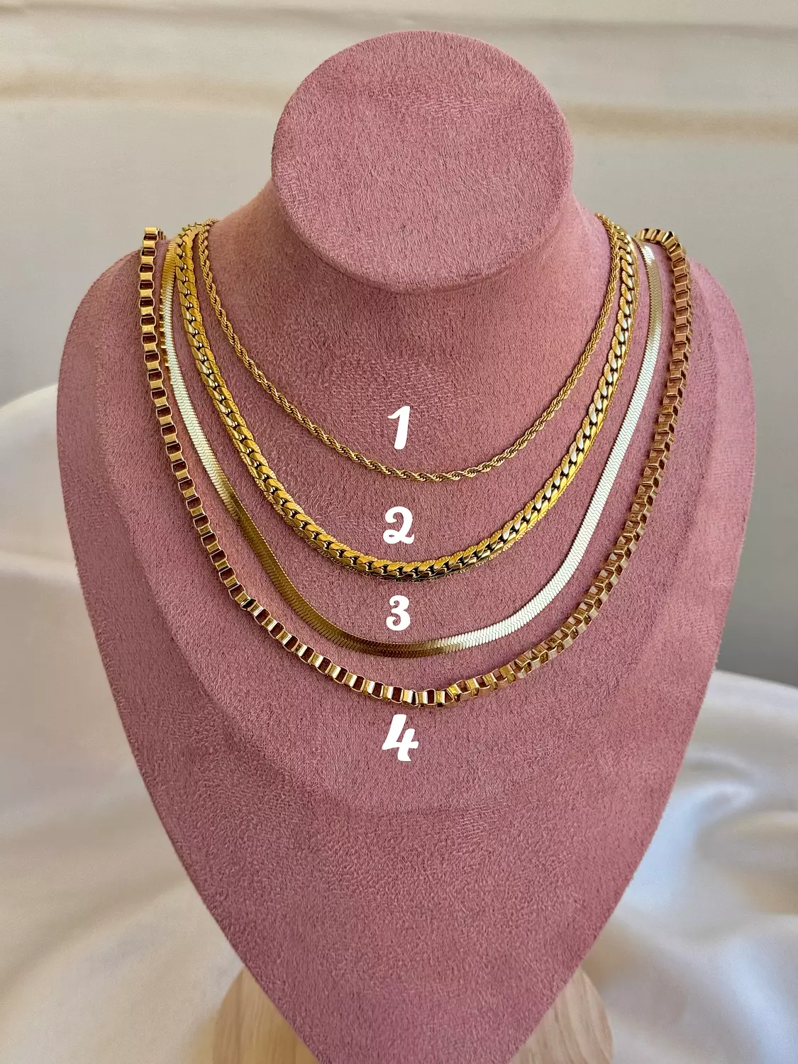 Gold necklaces 2 image