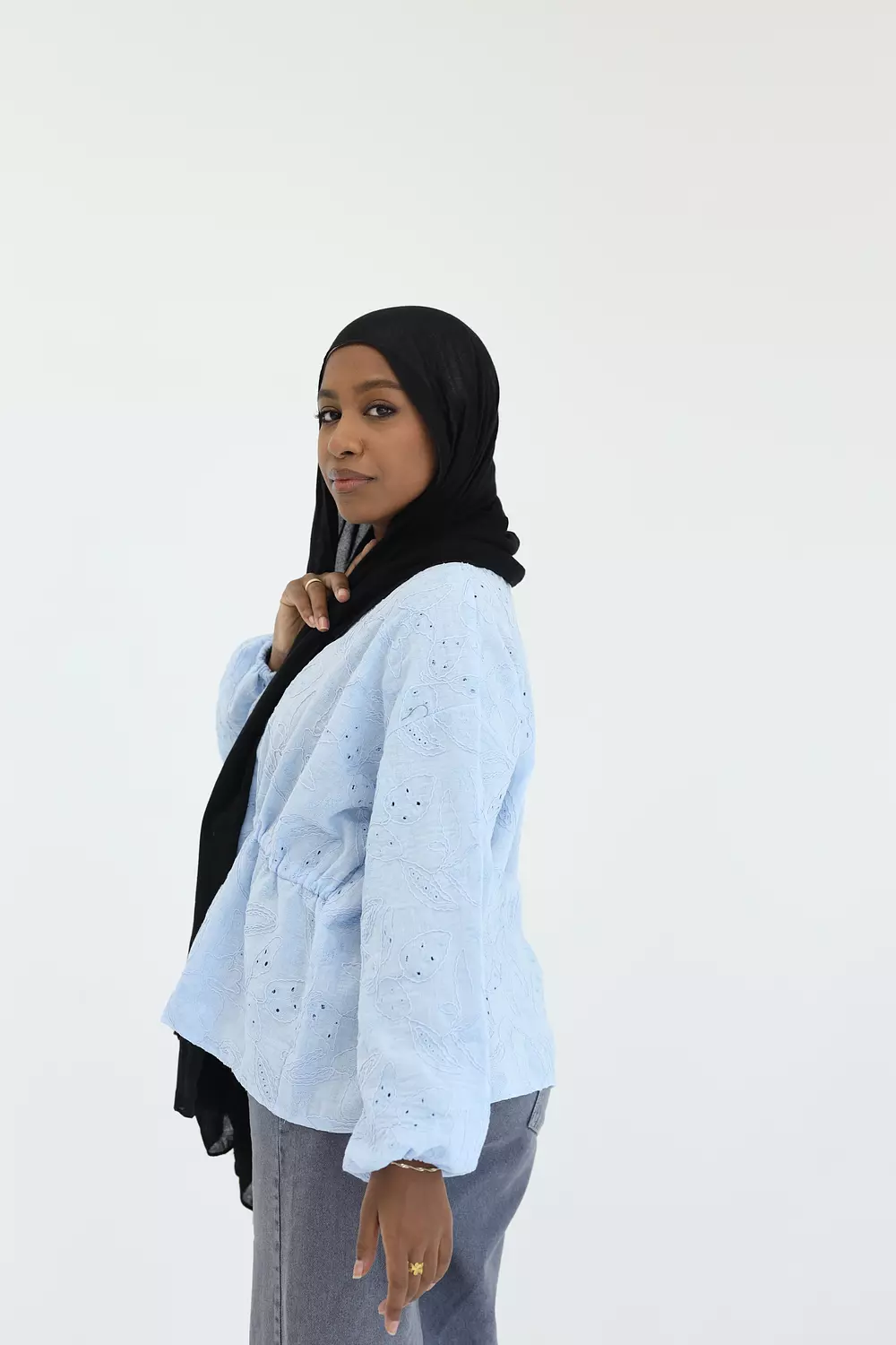 Baby blue flowered stomach cardigan 3