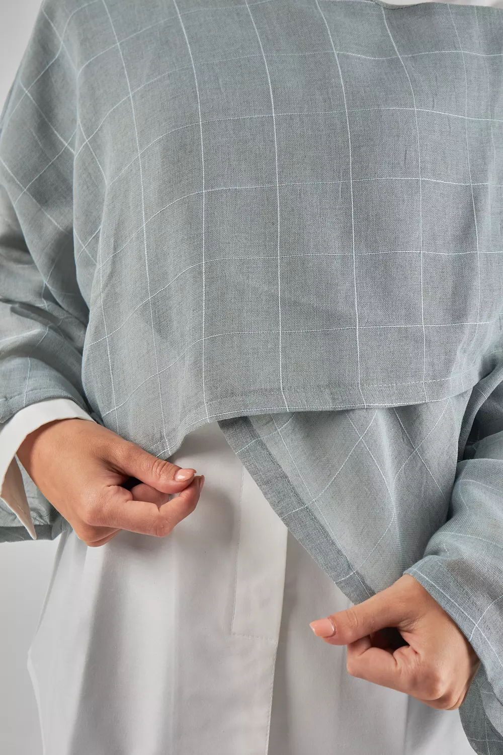 Mint Cropped Mesh Linen Top hover image