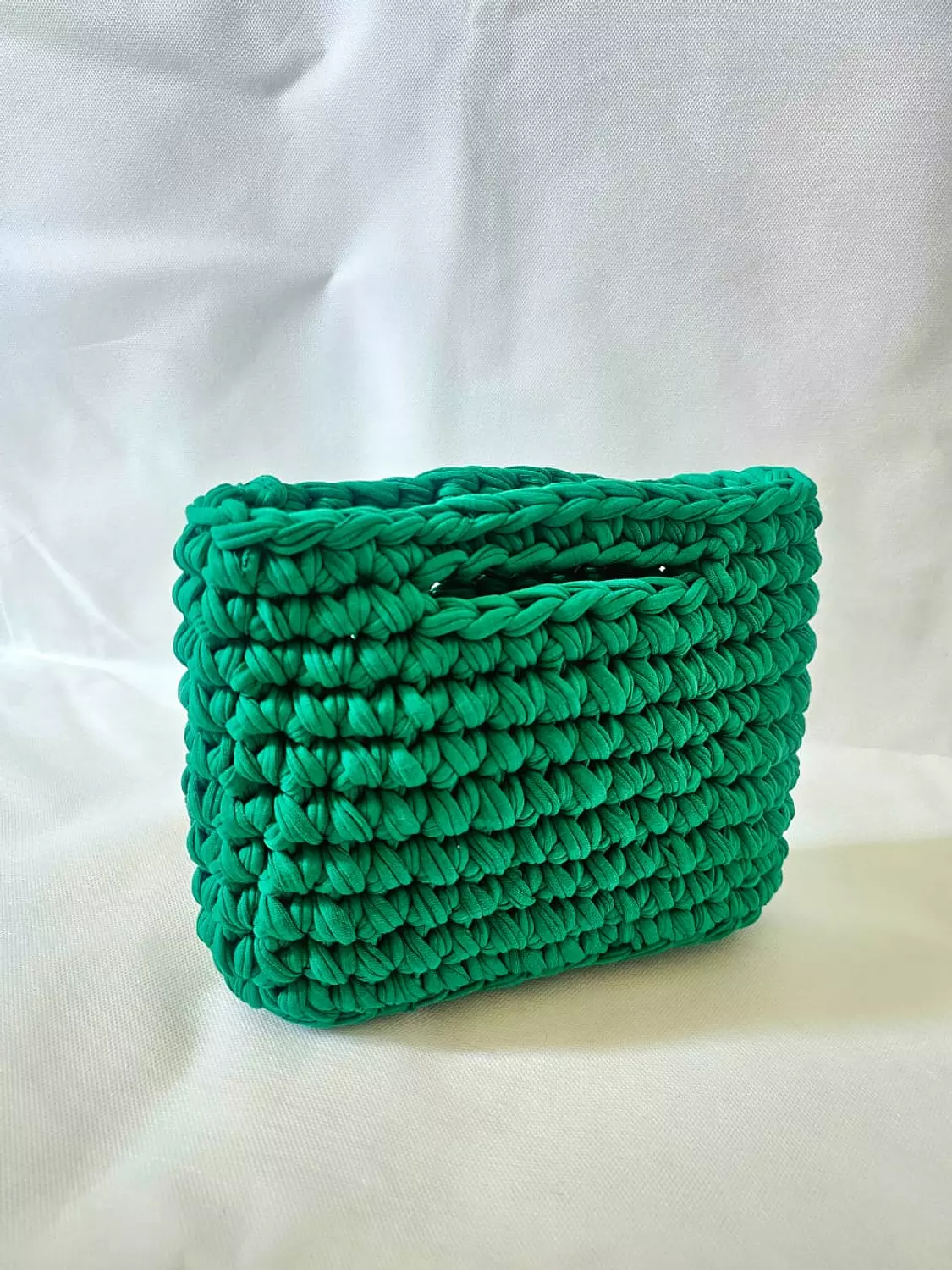 Peachy Loop – Handwoven Crochet Clutch 8