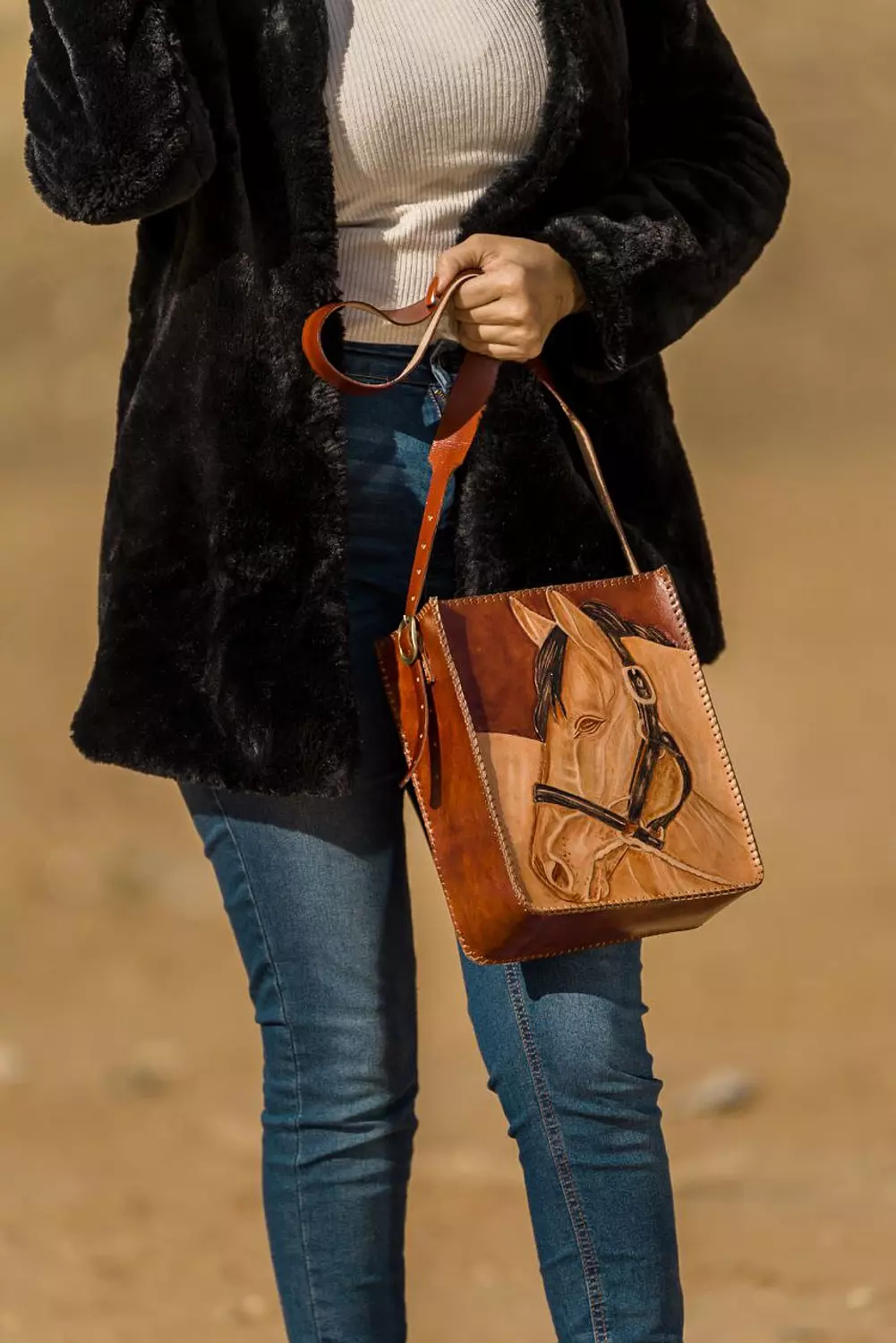 Brown horse bag image