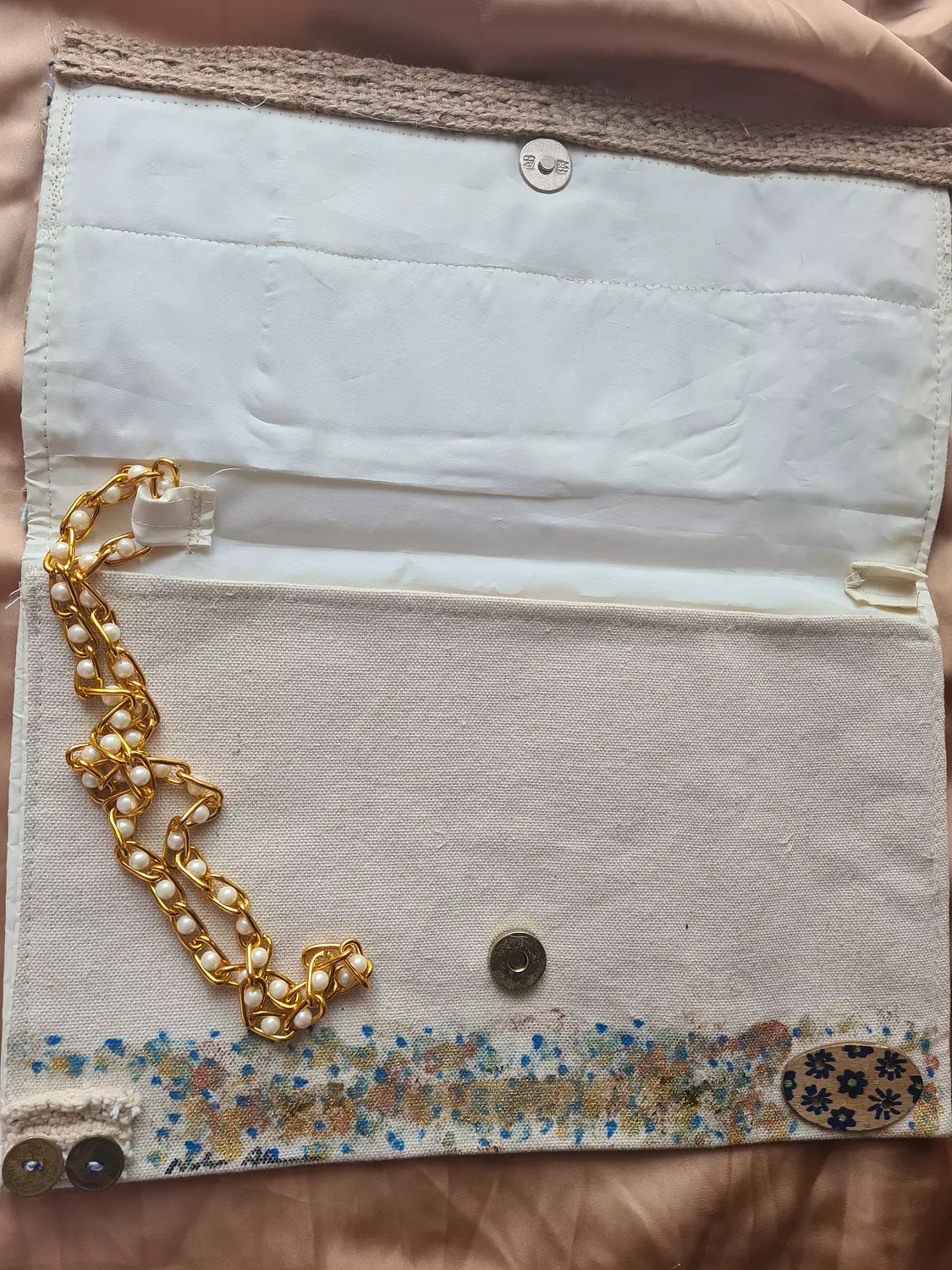 Mixed materials fabric clutch  2