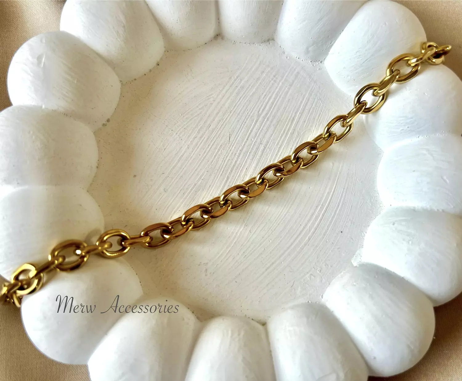Elegant grommet anklet image