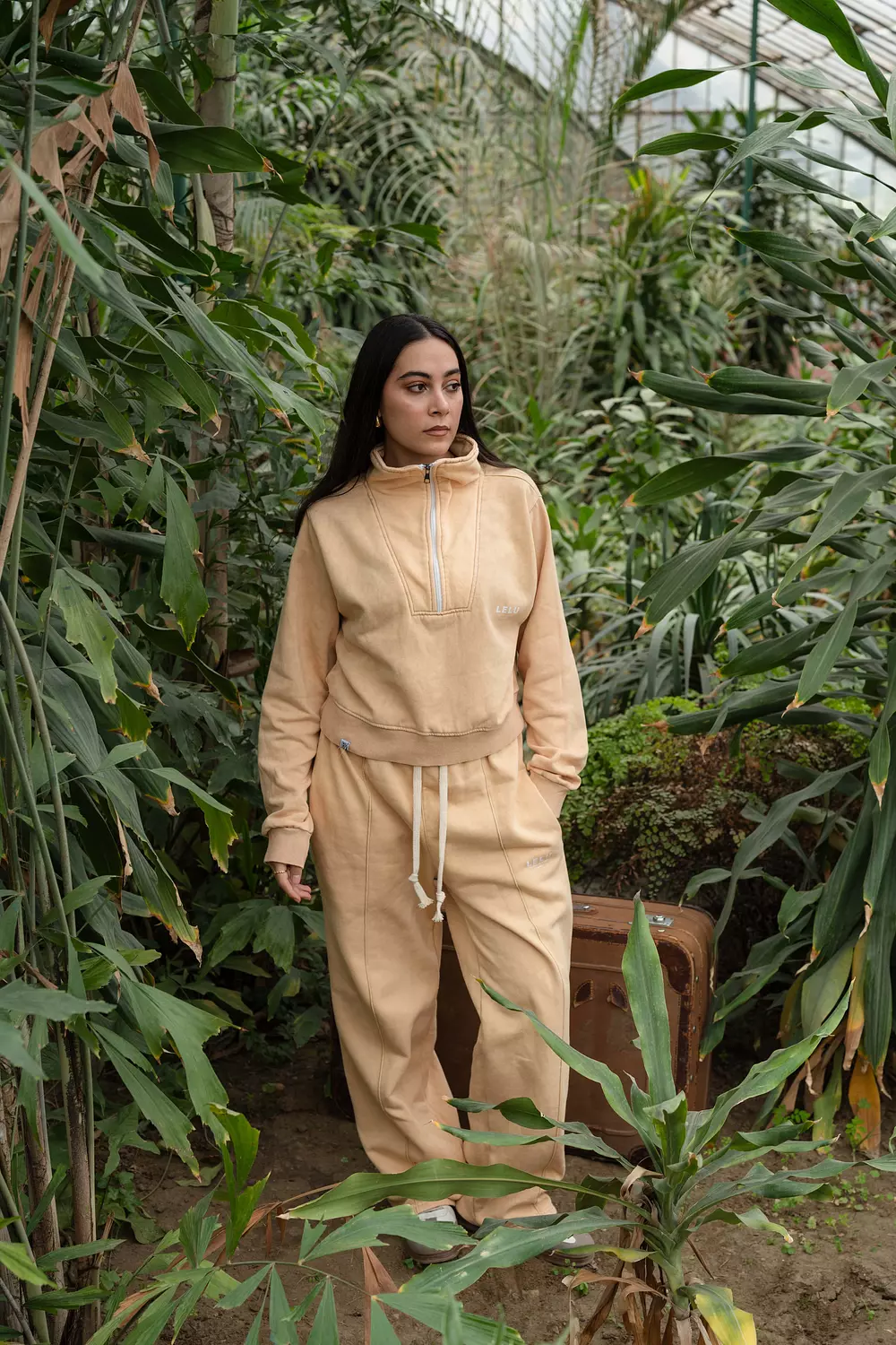 Stone tracksuit 4