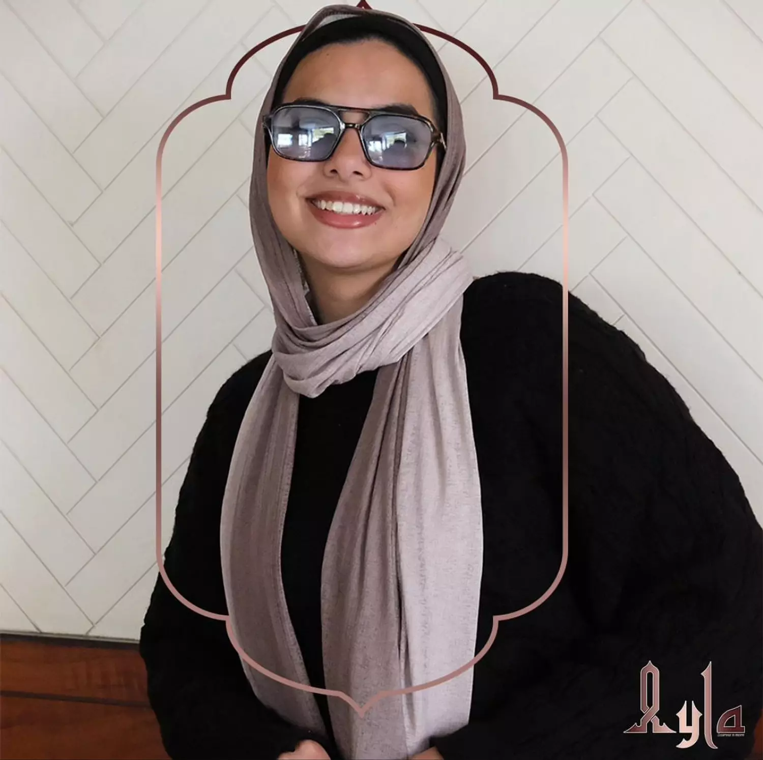 CAFE & BEIGE DEGRADE SCARF image