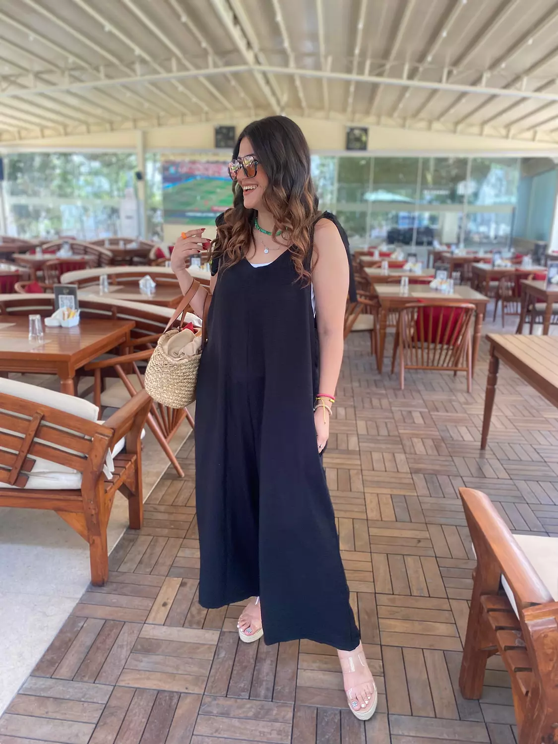 black over size linen jumpsuit 1