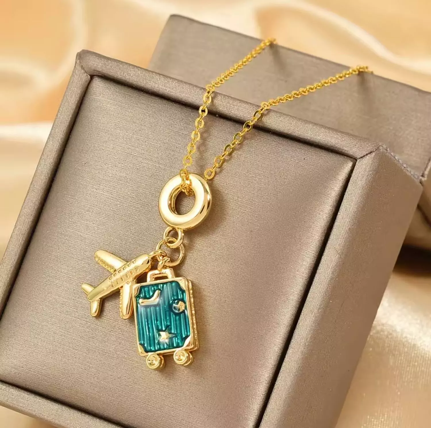 Pandora Necklace 4