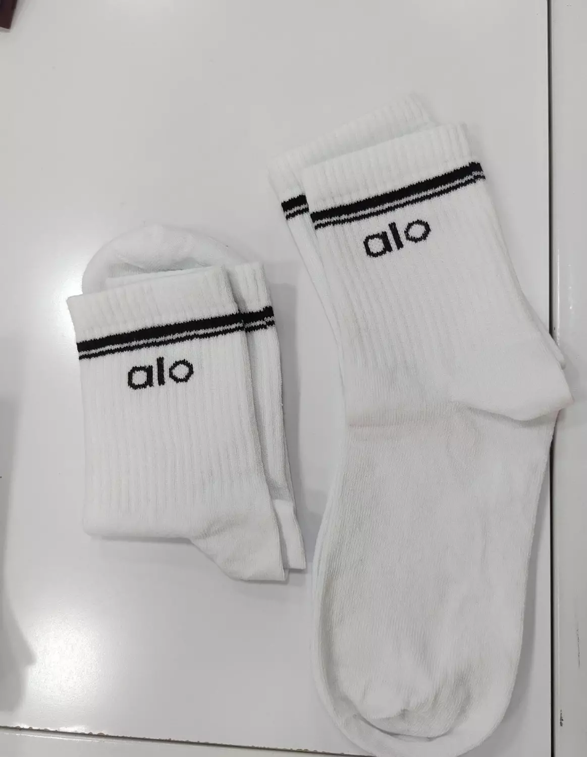 Alo Socks  image