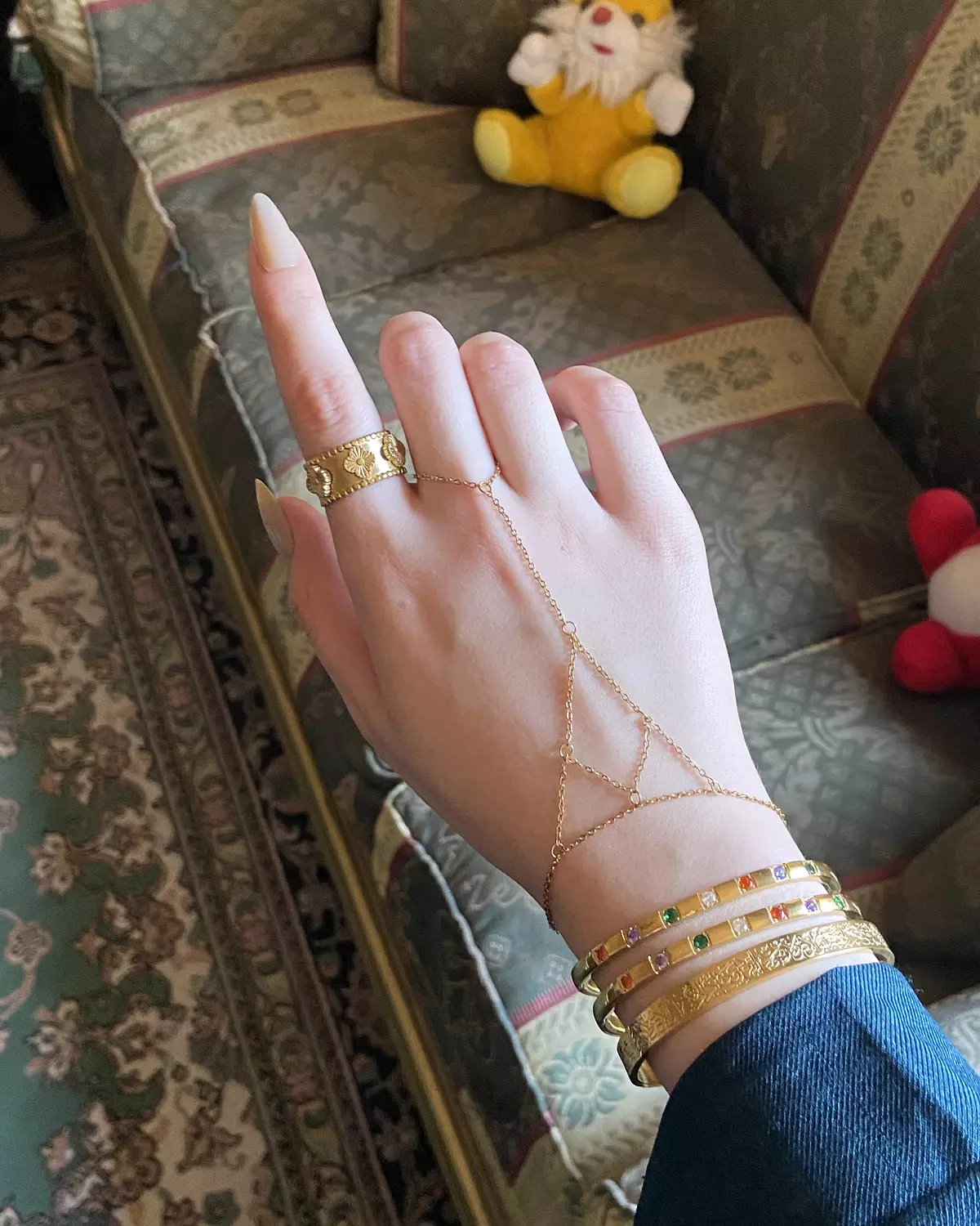 Stainless steel hand chain traditional shape  4
