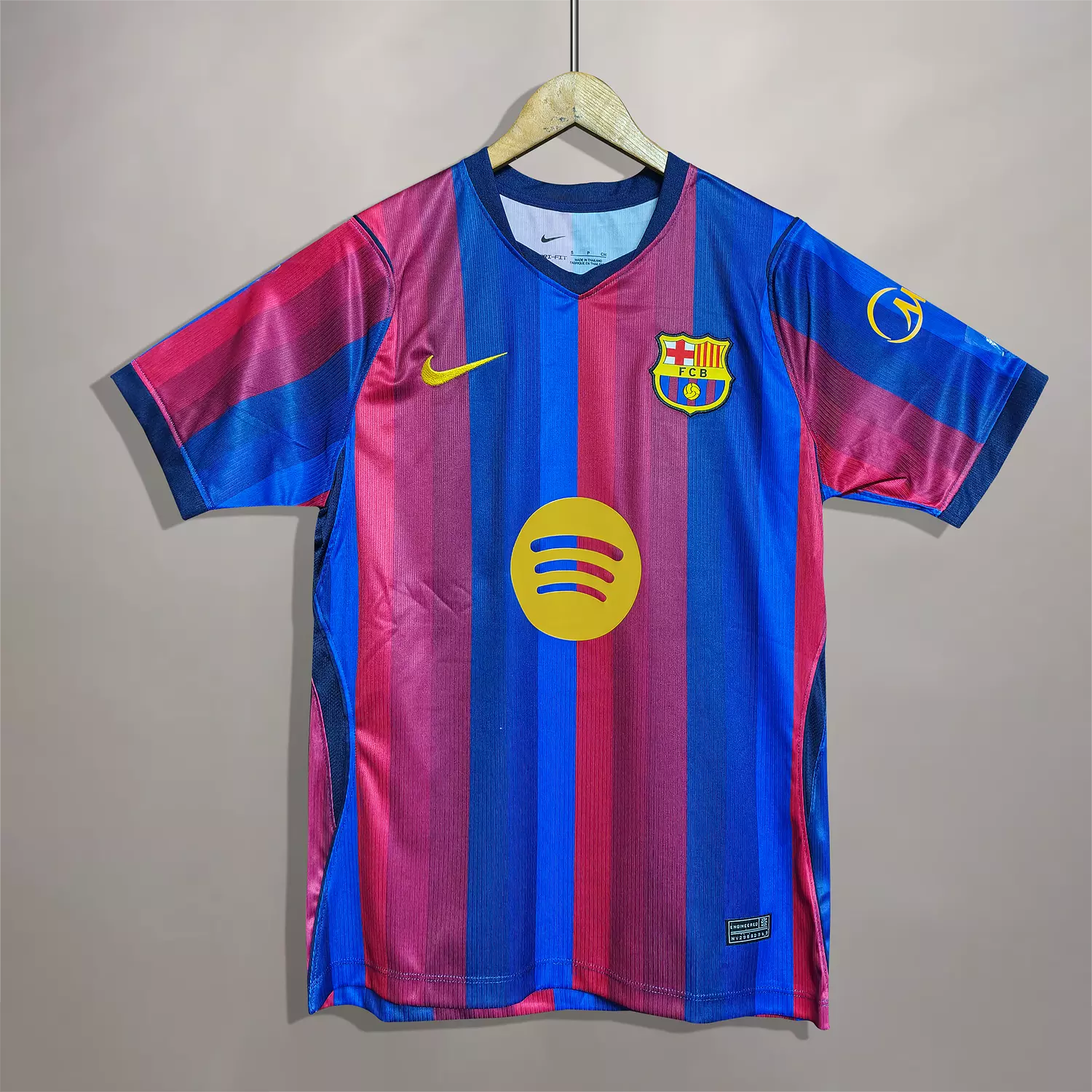 BARCELONA 26/27 - FANS image