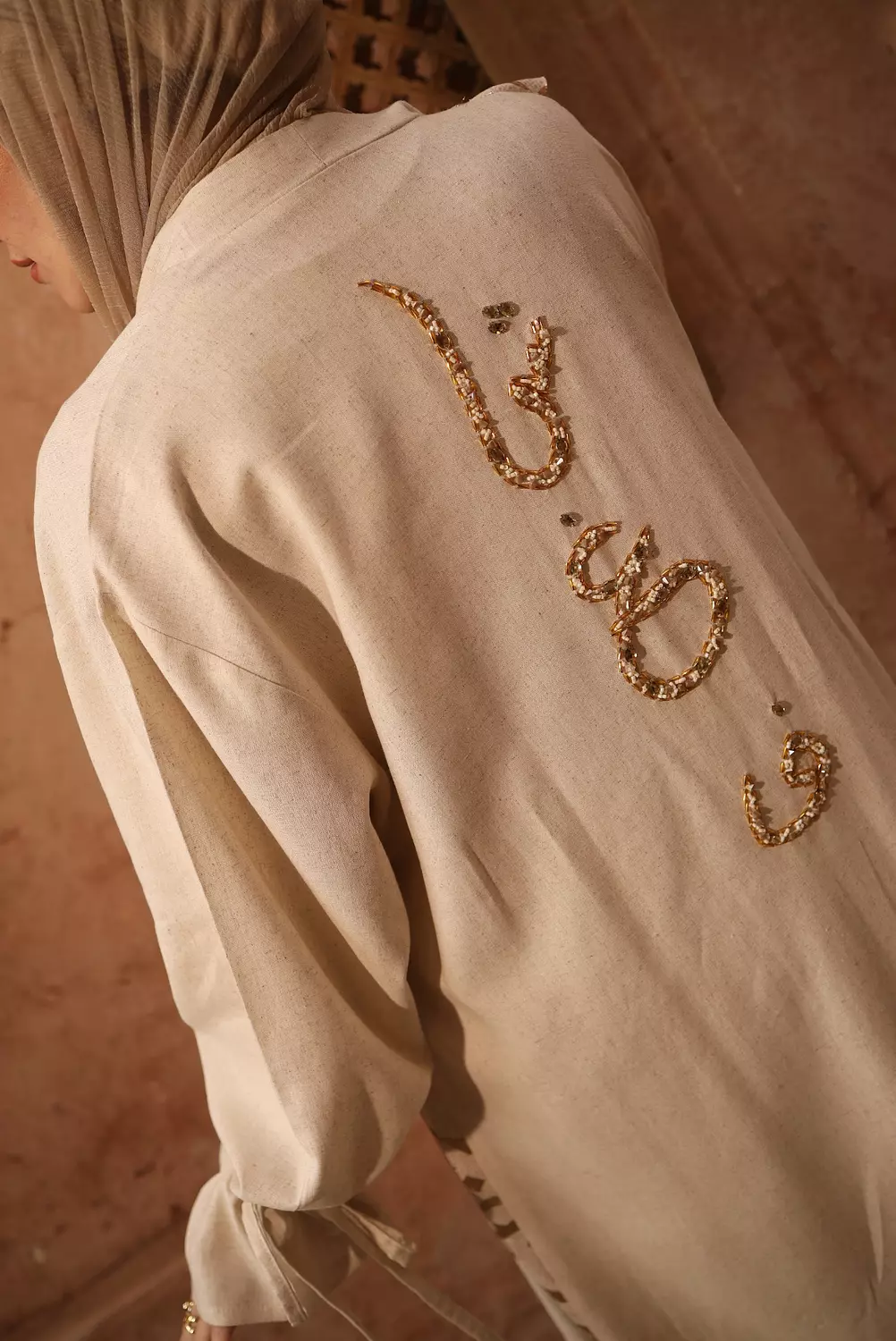 Arabic Calligraphy Tassels Kaftan (GoldxBeige) 5