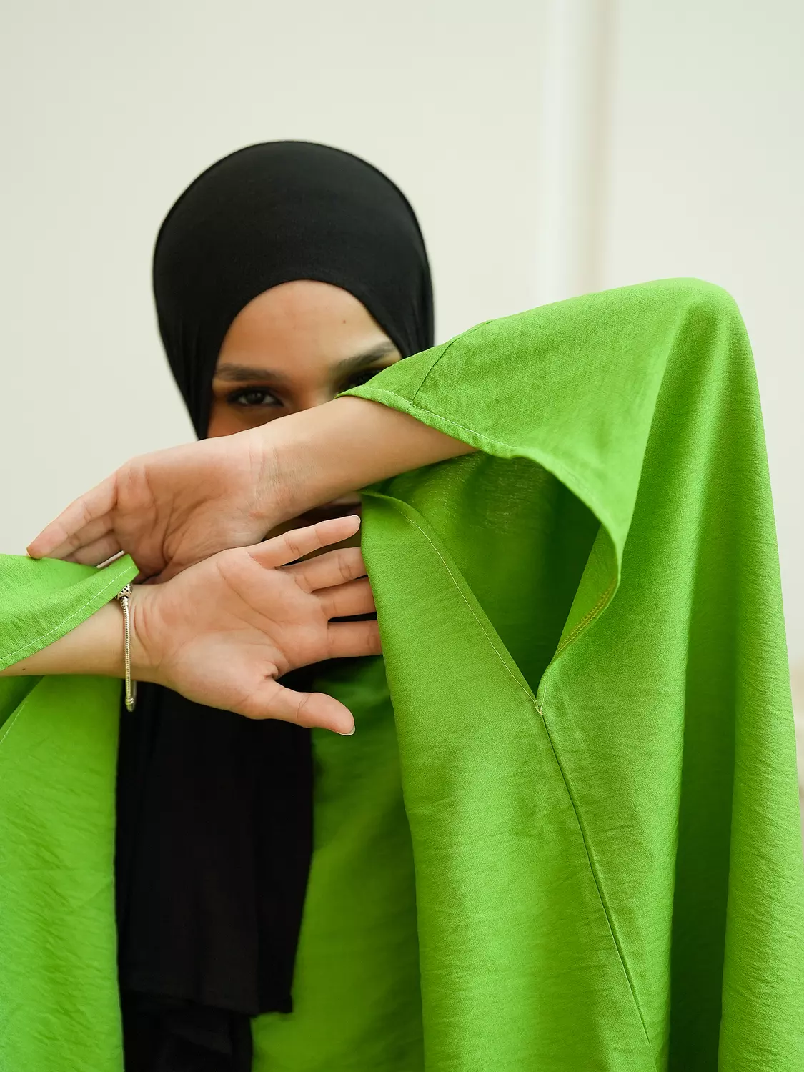 LEAFY GREEN WOMAN SET 2