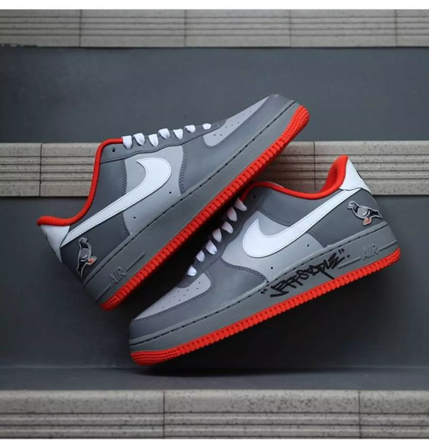 Air force 1 low ID "Staple pigeon"  1