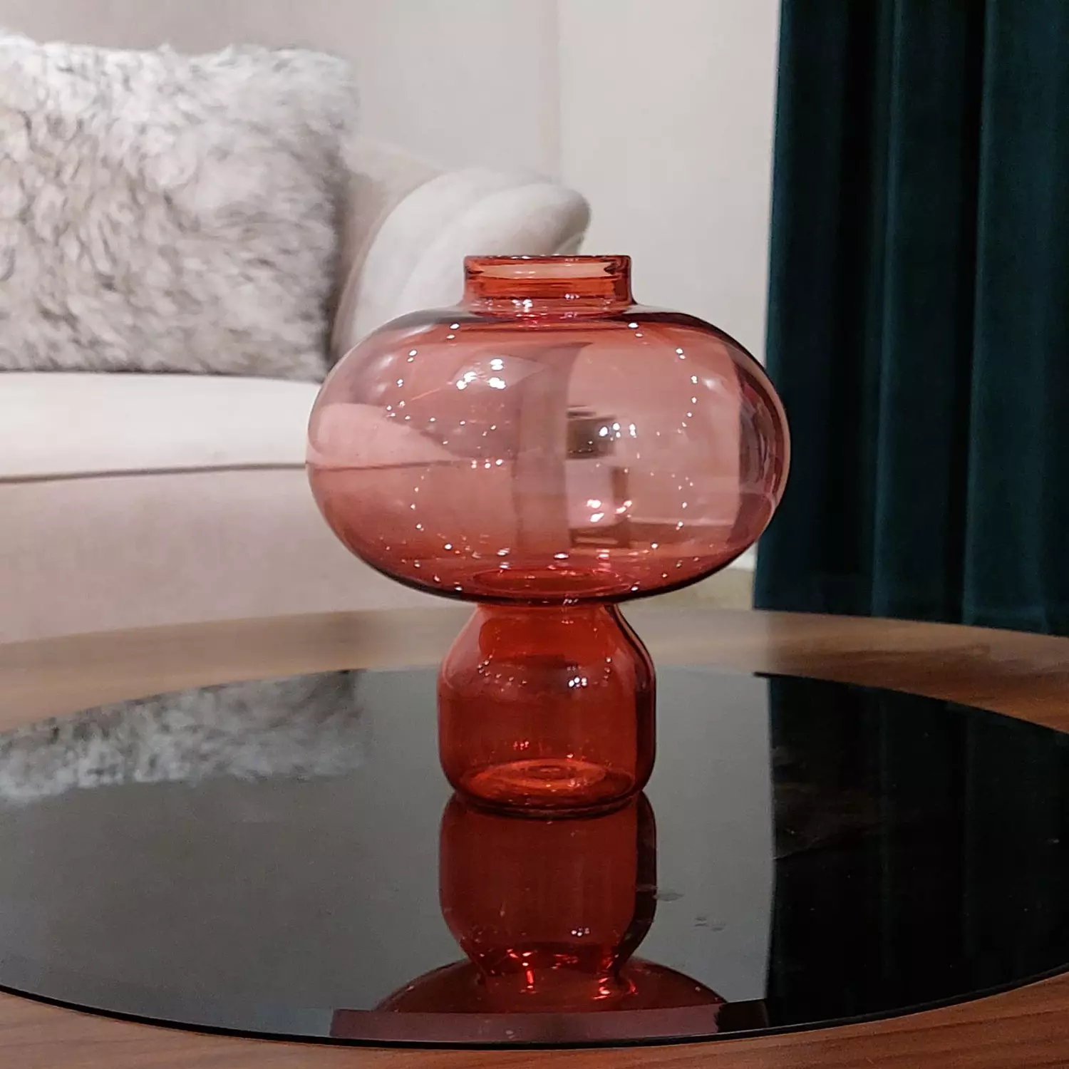 Red Vase image