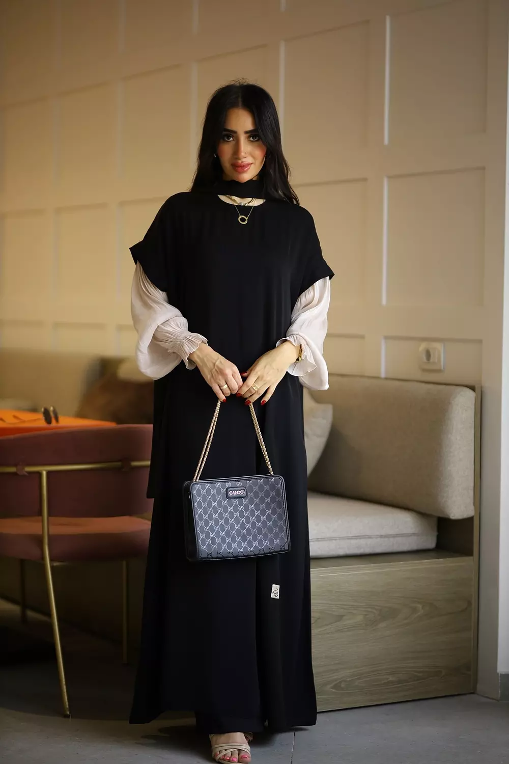 عبايه hover image