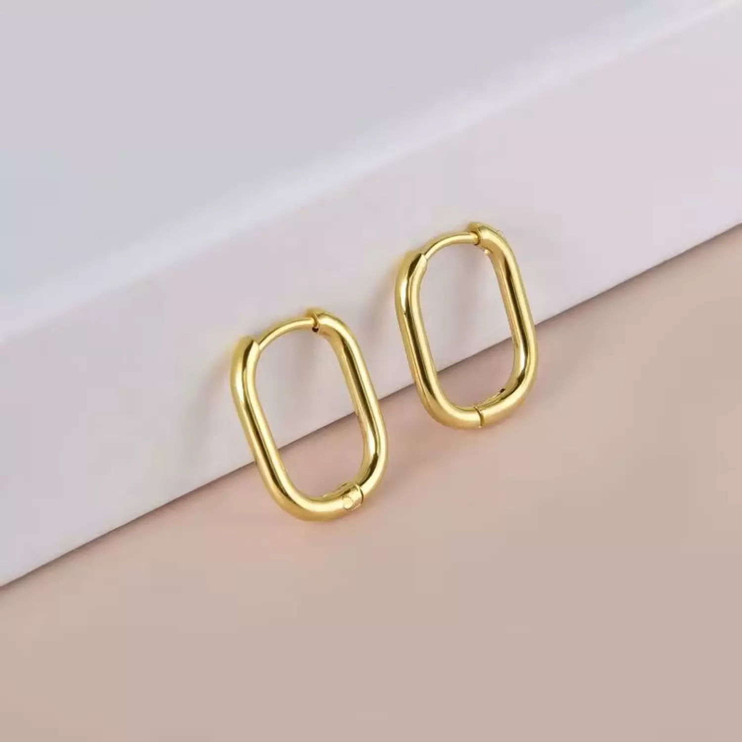 Huggie hoop earrings 2