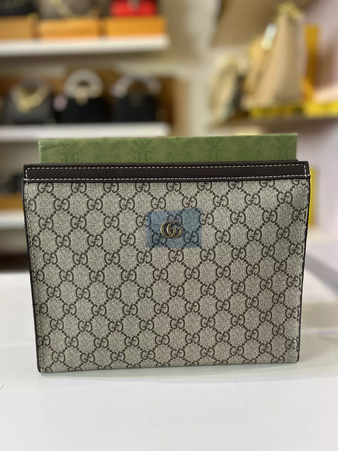 Gucci clutch image