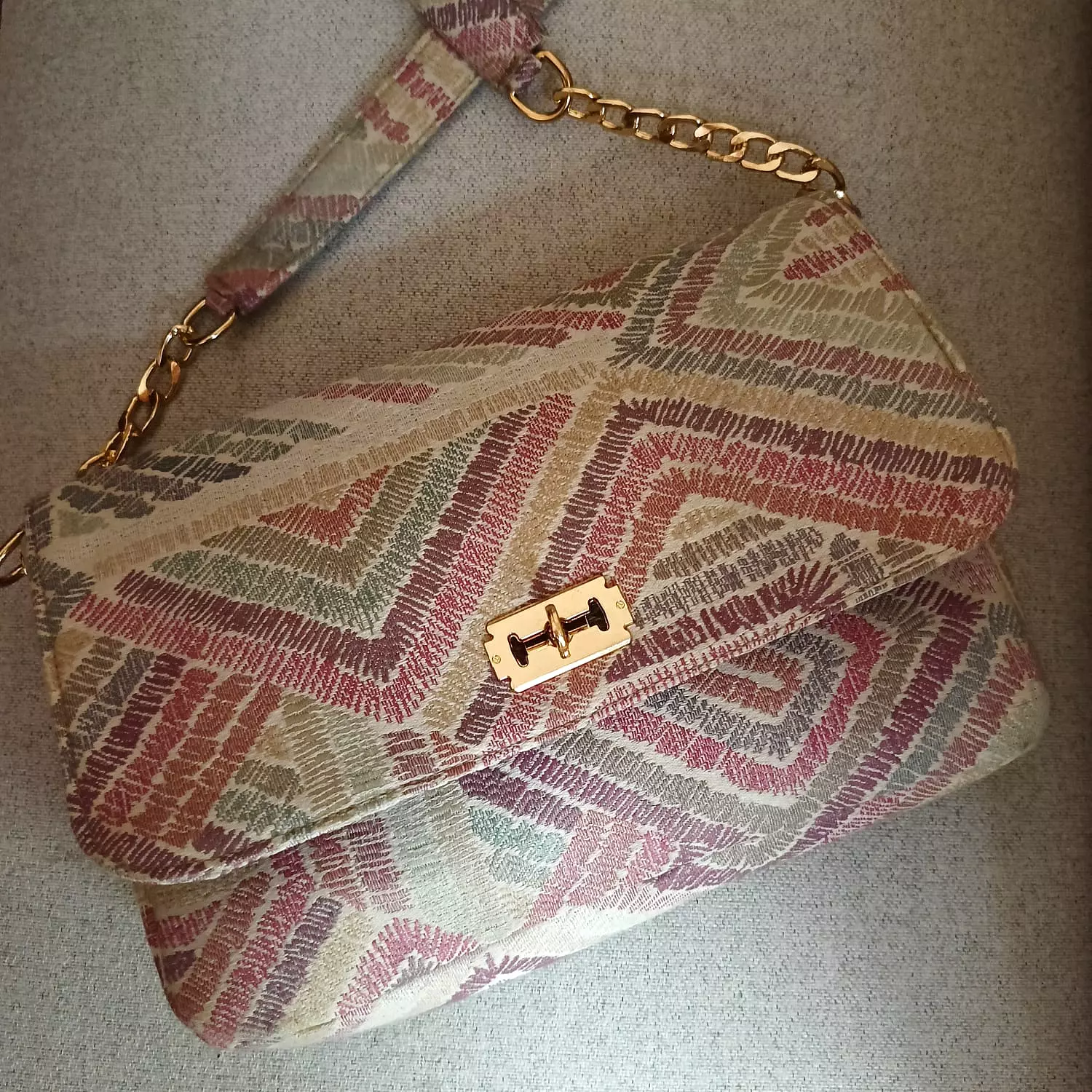 Noly clutch bag pastel 3