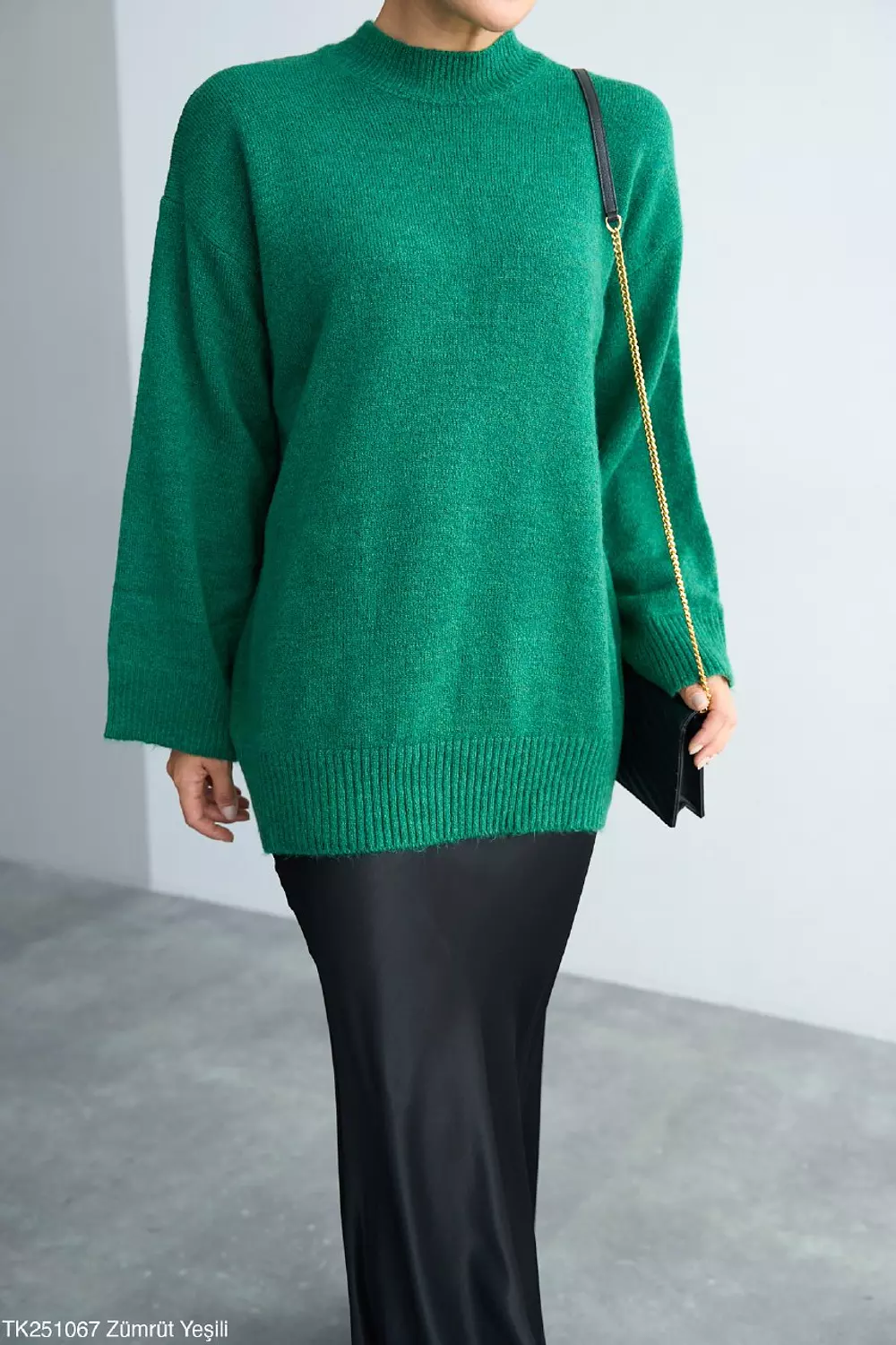 Green Christmas Pullover  hover image