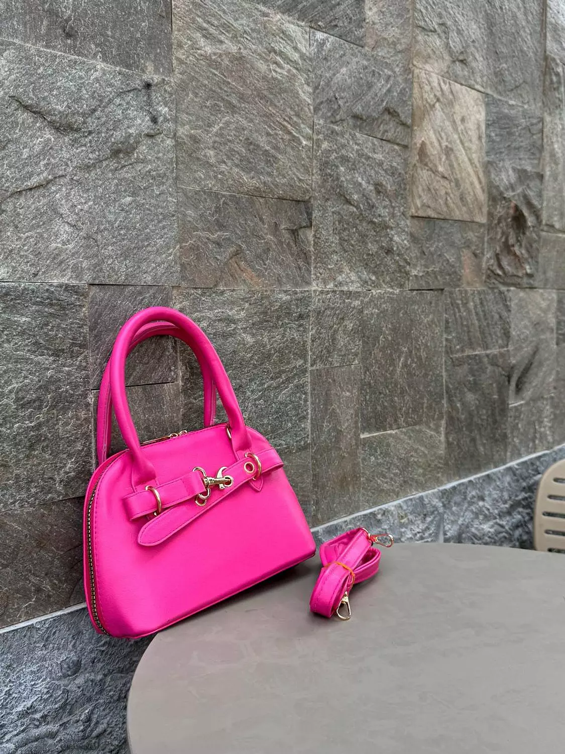 Glossy Zip Bag 19