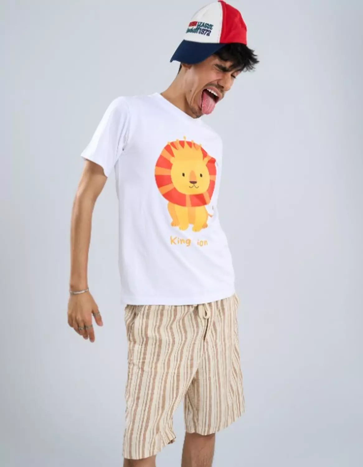 White tshirt 1 hover image