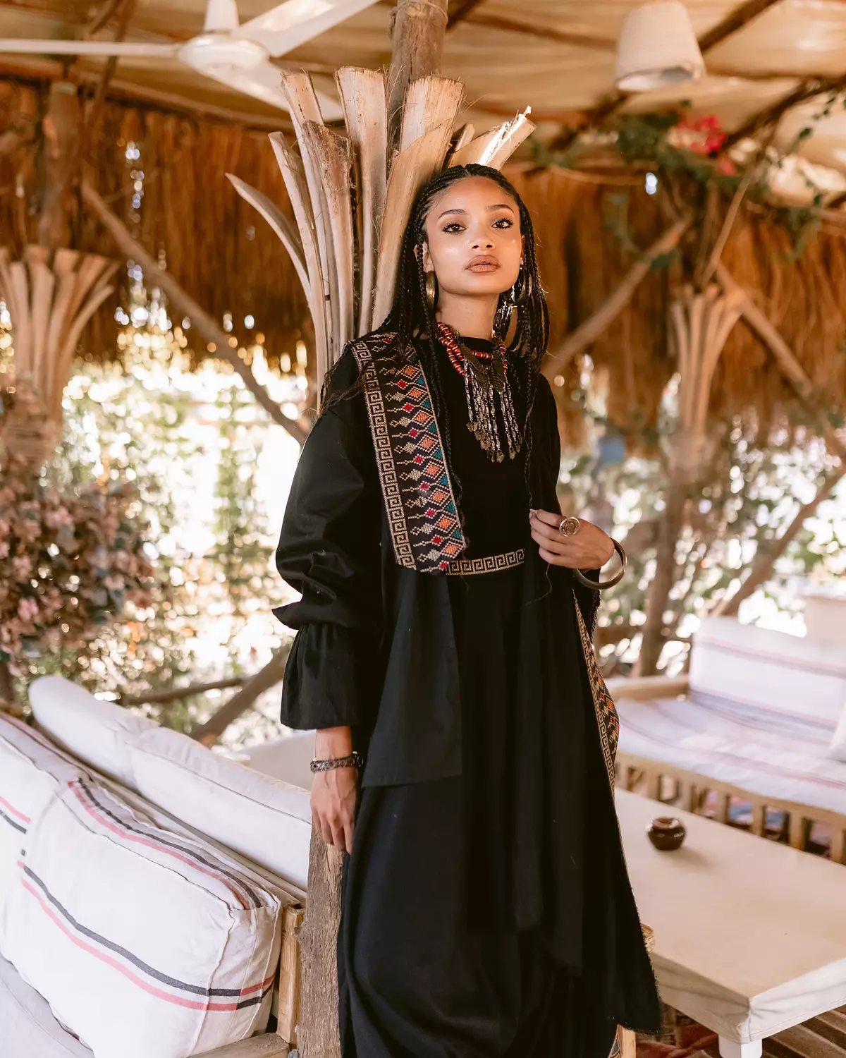 Aribian kaftan with traditional add 1