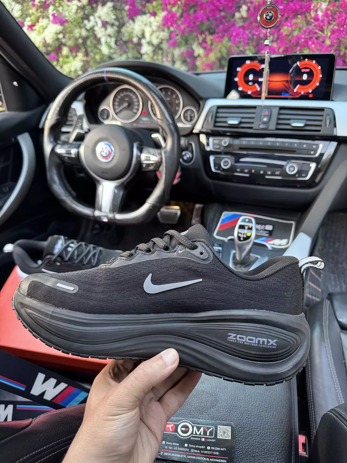 NIKE ZOOMX VOMERO PLUS hover image