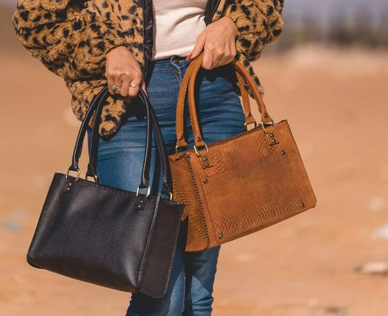 tote bags image
