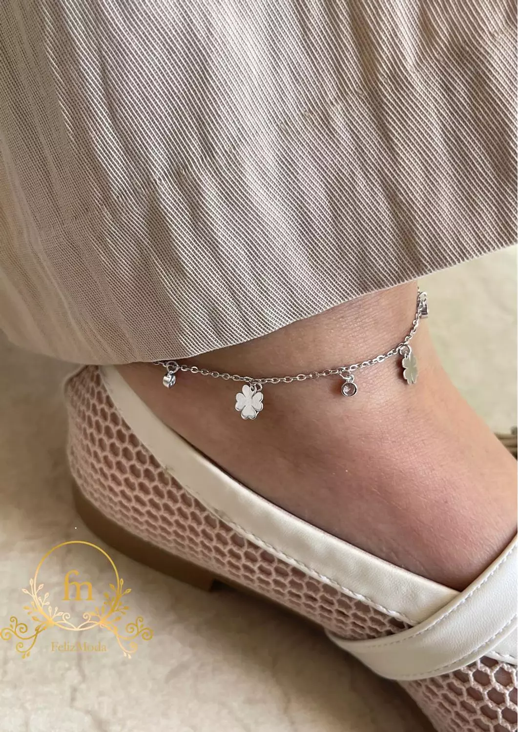 Multiple flowers and crystals silver anklet  image
