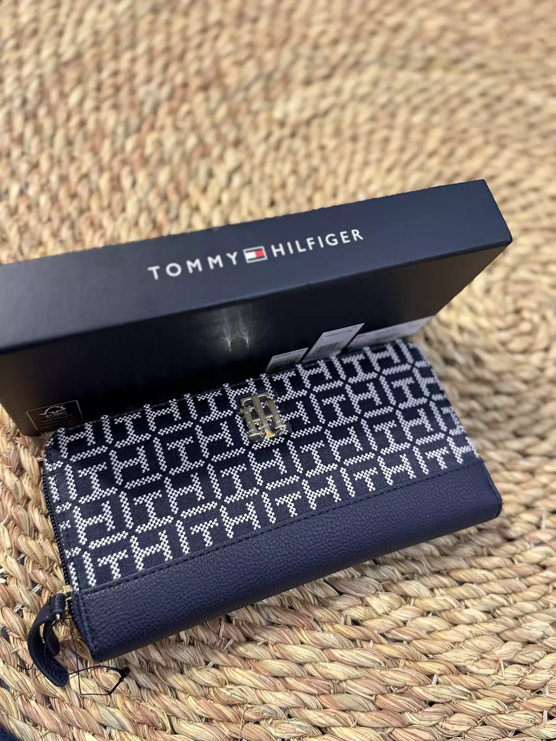 Tommy Hilfiger Women’s Zip-Around Wallet – Navy Monogram with Box hover image