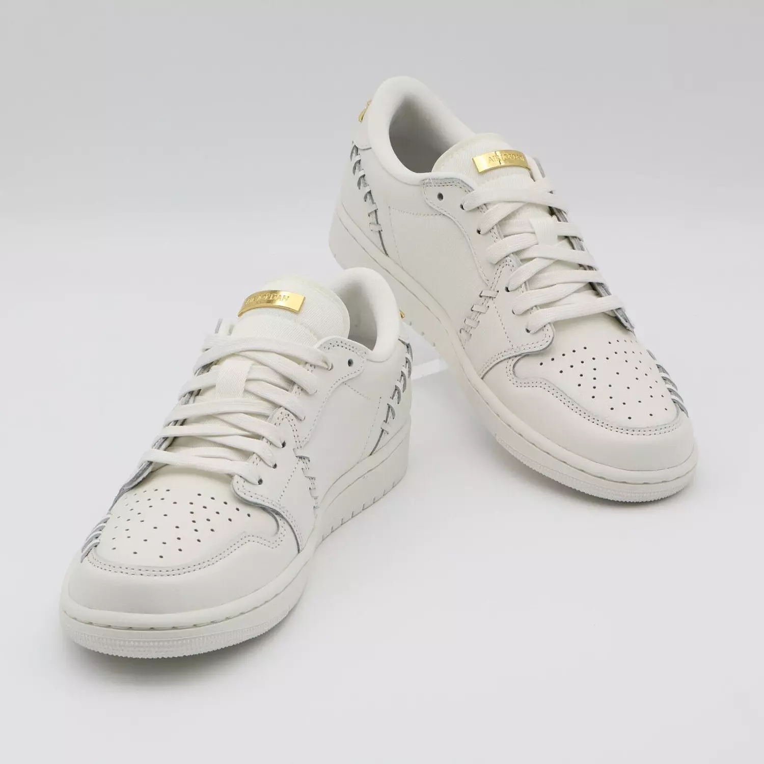 Nike Jordan 1 Low ‘ White Gold’ 3