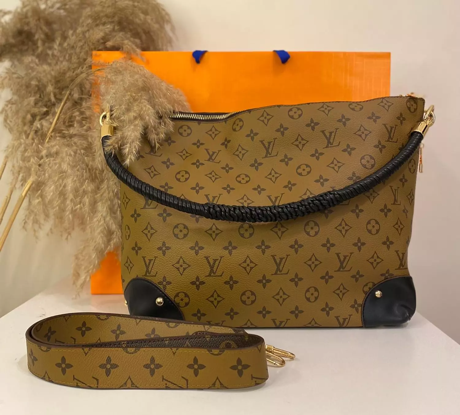 Lv bag image