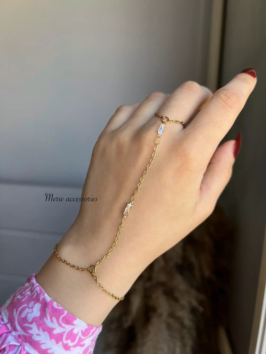 Crystal hand chain  1