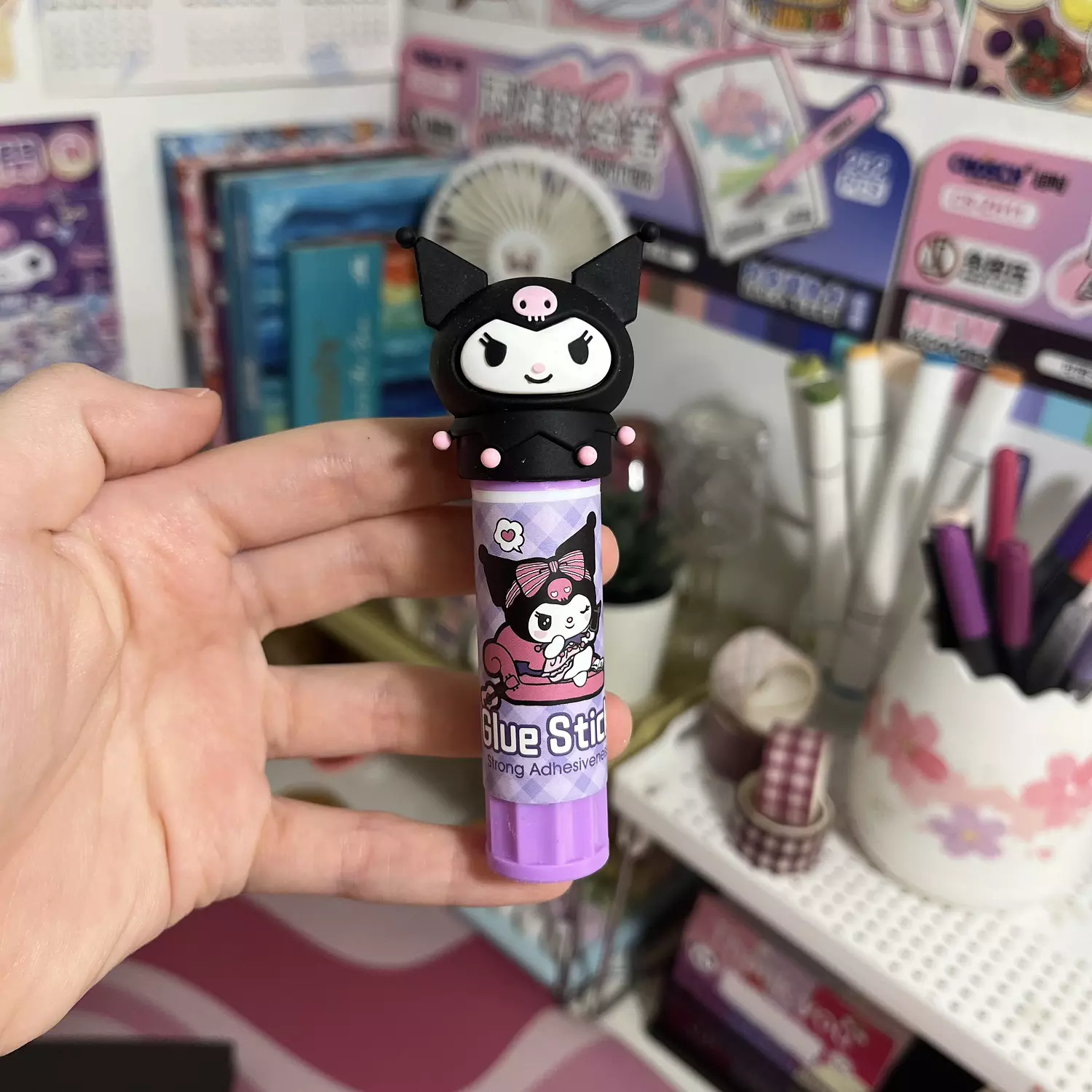 Kuromi glue stick  1