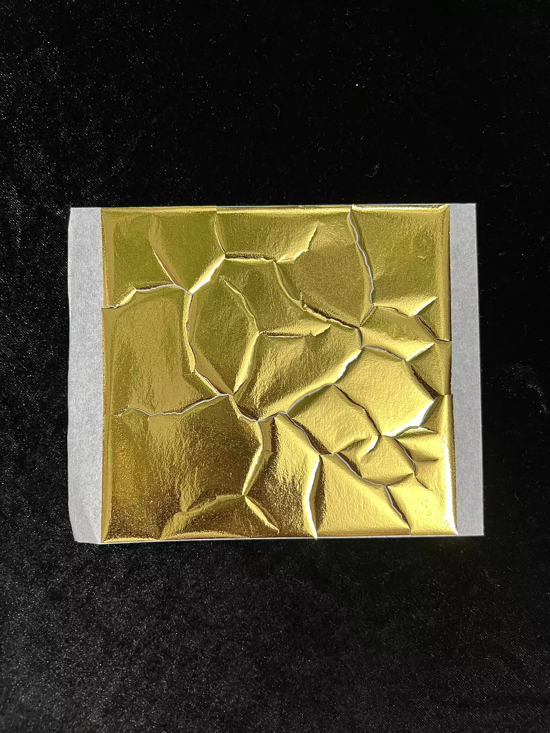 Gold leaf sheets image