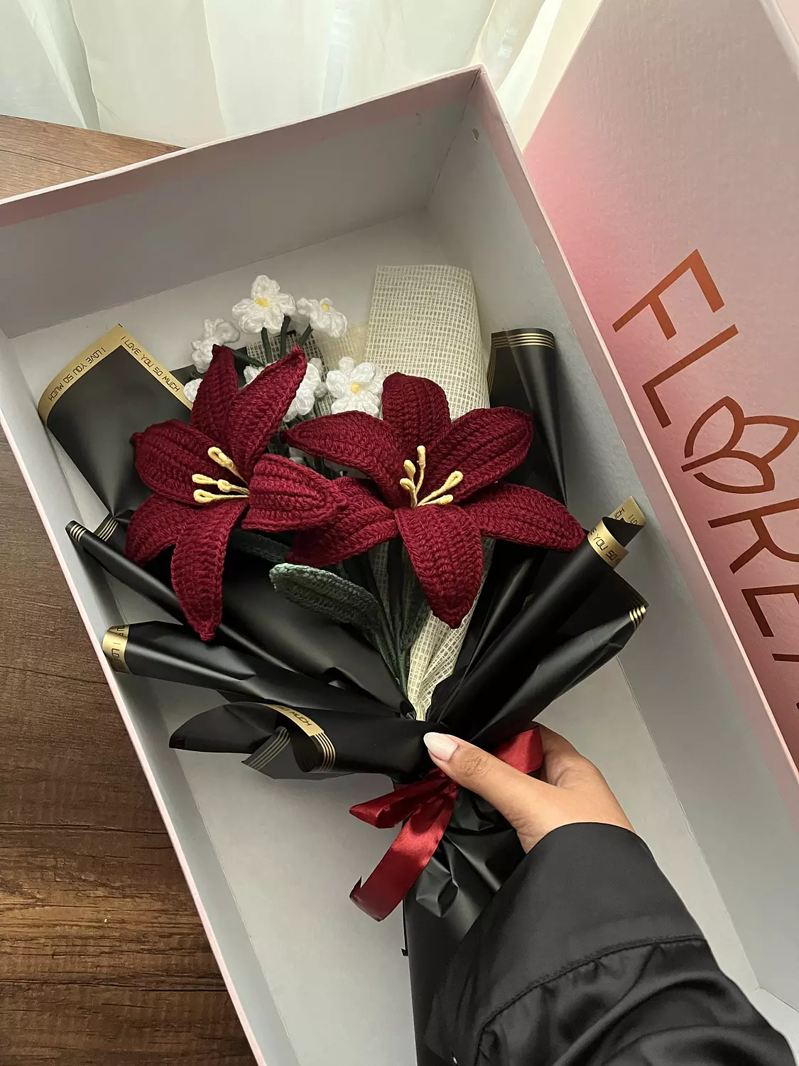 <p style="text-align: start"><span style="color: rgb(31, 28, 28)"><strong> Thousand Wishes Gift Box</strong></span></p>