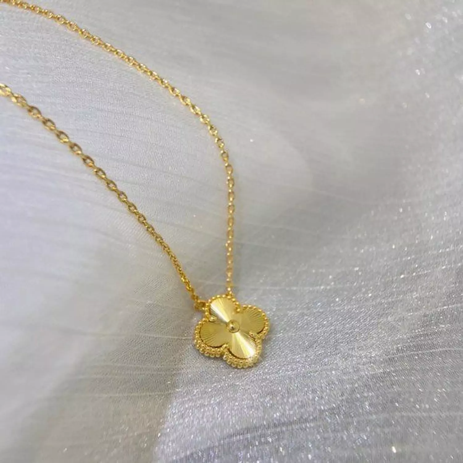 Van cleef necklace N206 hover image