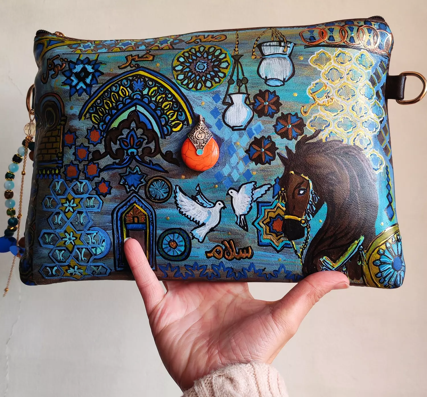 حكايا الشرق  image