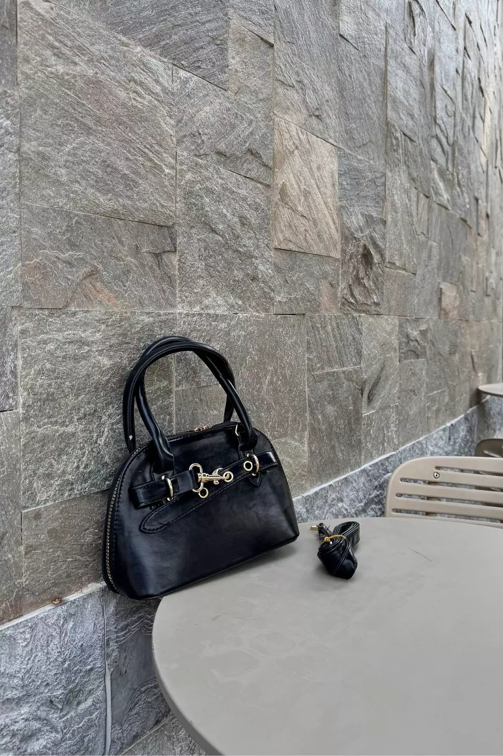 Glossy Zip Bag 22