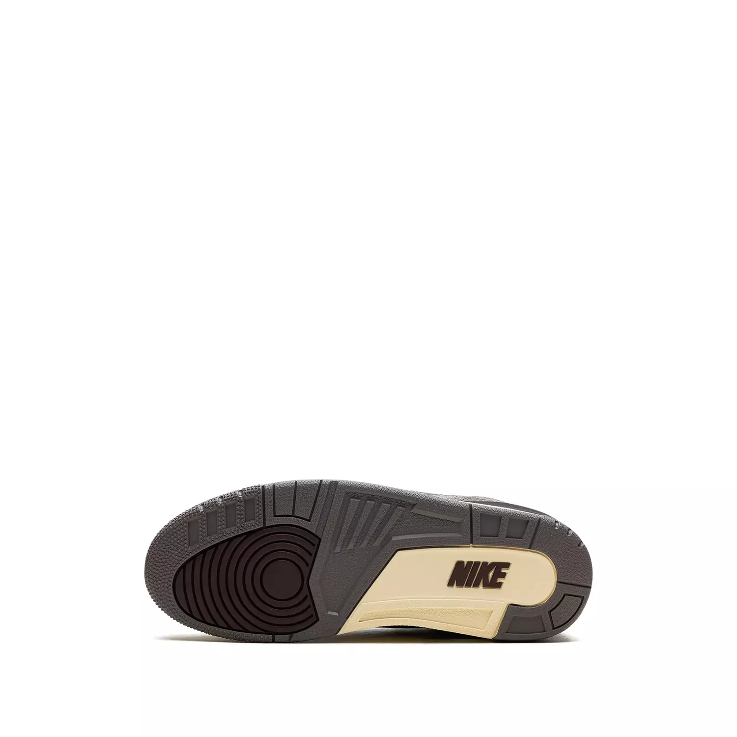 Air Jordan 3 Retro A Ma Maniére hover image