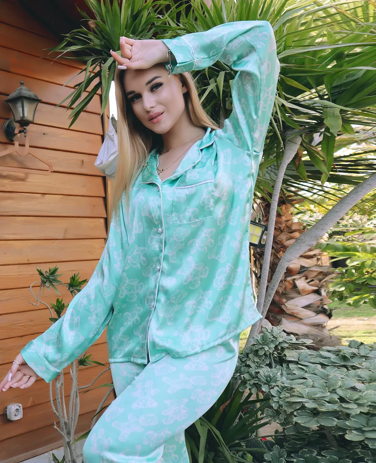 Sketch Teddy Bear Print Satin Pajama 7