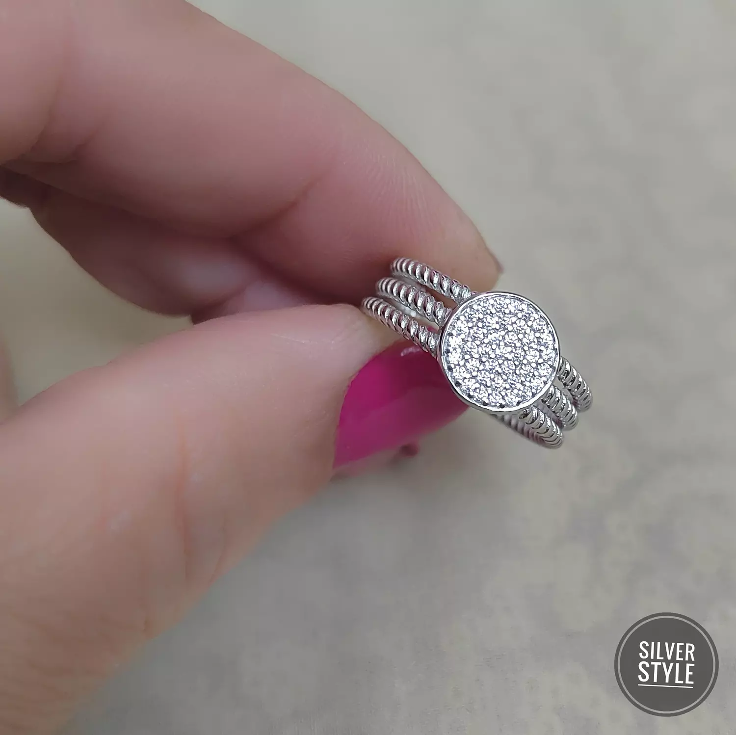 Stylish zircon Ring  1