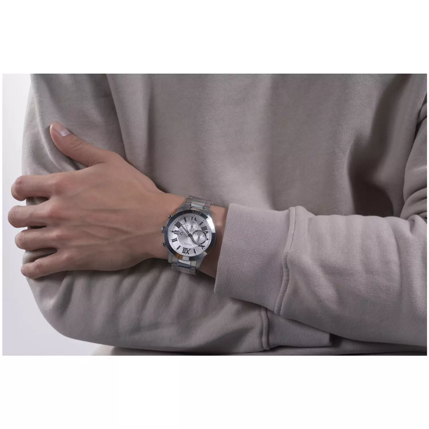 GUESS W0668G7 Men's  Watch Silver Tone Stainless Steel Bracelet 5